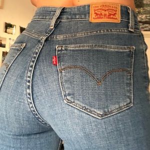 New condition Levi’s jeans!